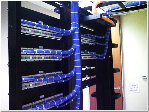 Cách lắp Patch Panel vào tủ Rack một cách thật chính xác