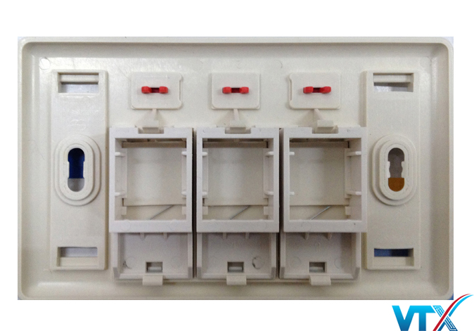 Mặt ổ cắm mạng âm tường COMMSCOPE/AMP 3 port