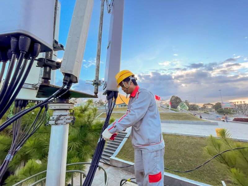 Tình hình triển khai cáp quang tại Việt Nam