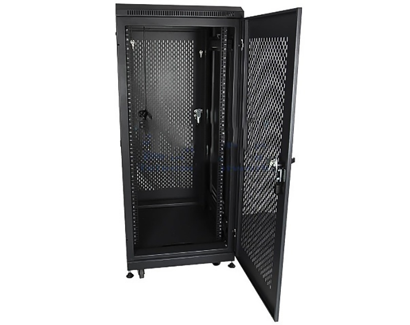 tủ rack cửa lưới
